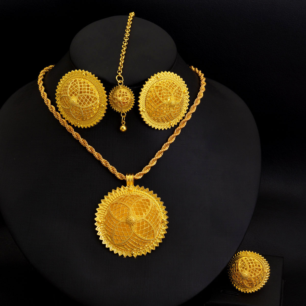 Ensemble de bijoux couleur dor - Men'S Accessories Dubai avis et prix